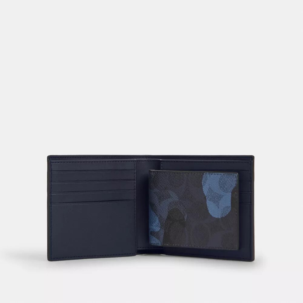 3-In-1 Wallet in Signature Camo Print