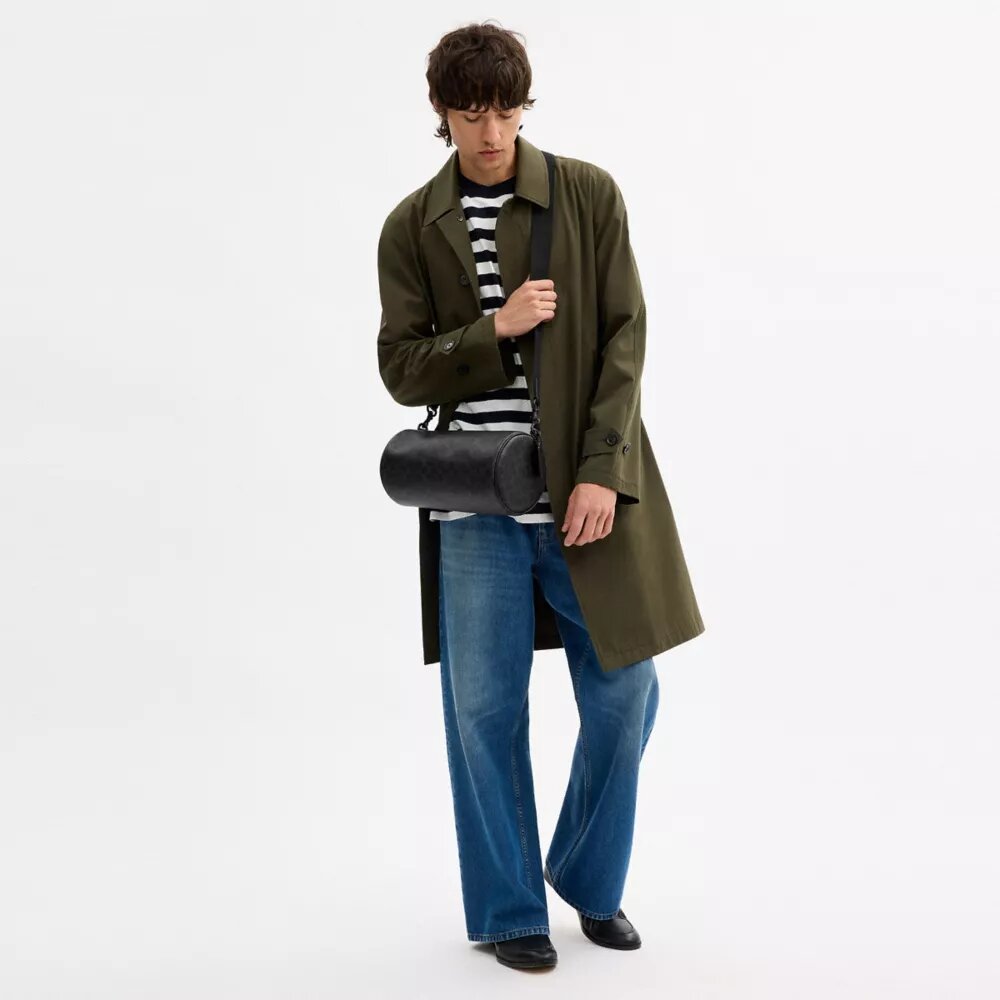 Andre Barrel Bag 30 in Signature Canvas