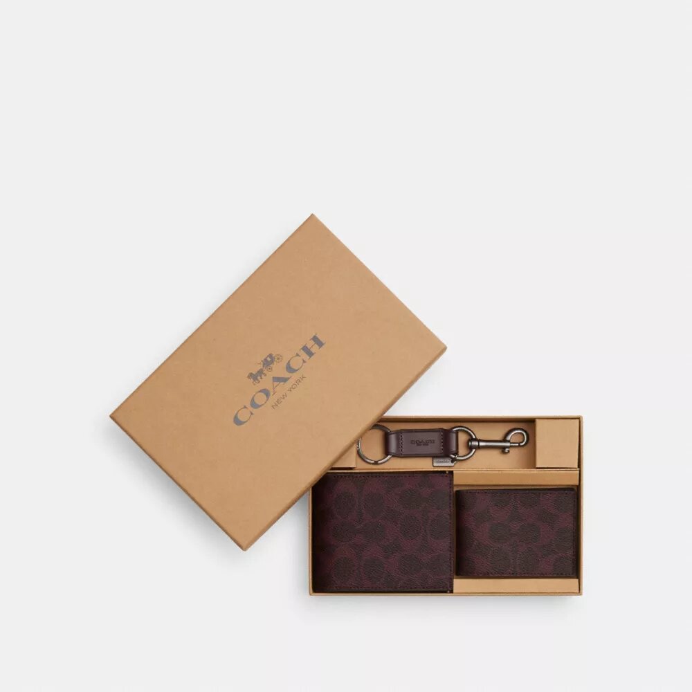 Boxed 3-in-1 Wallet Gift Set in Signature Canvas