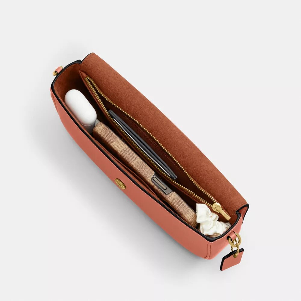 Brook Flap Chain Bag