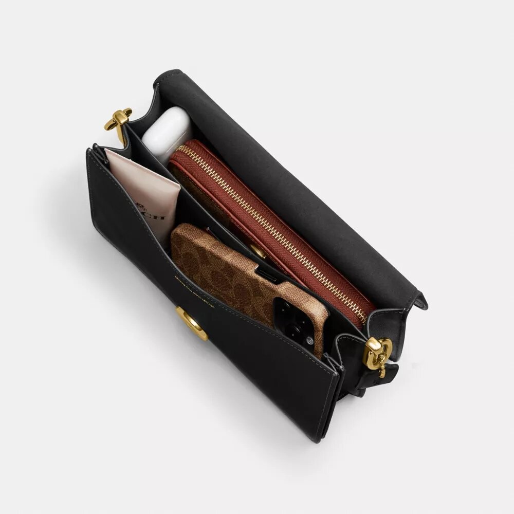 Chain Tabby Shoulder Bag