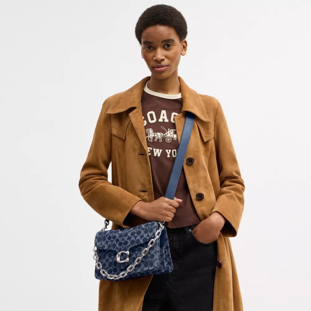 Chain Tabby Shoulder Bag in Signature Denim