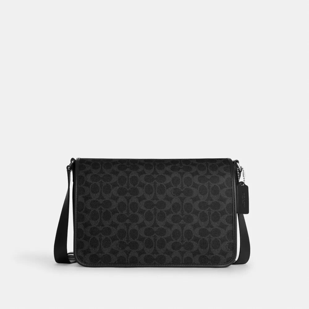 Colby Messenger Bag 32 in Signature Canvas