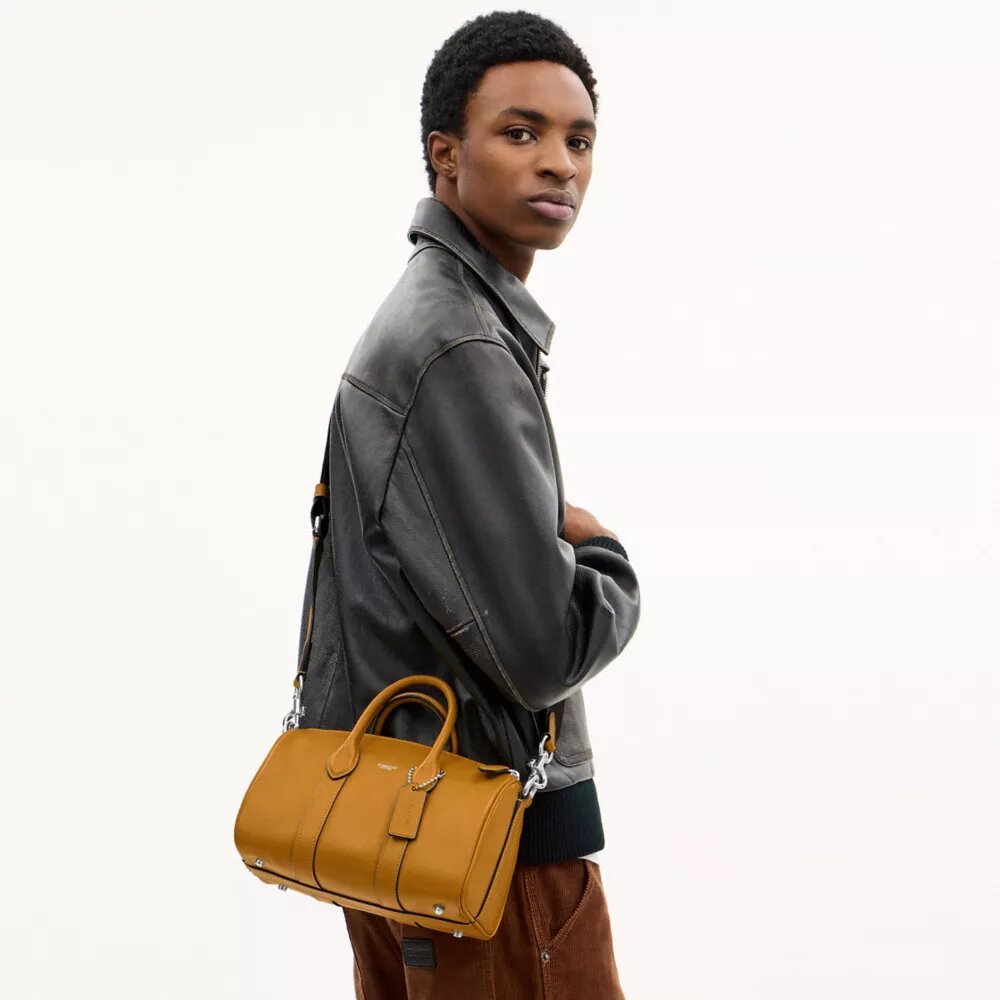 Compass Bag 25