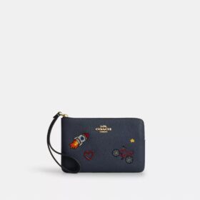 Corner Zip Wristlet