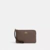 Corner Zip Wristlet