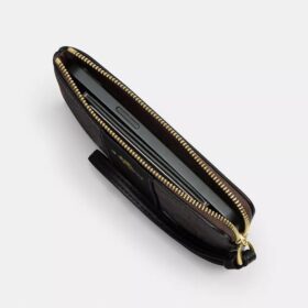 Corner Zip Wristlet