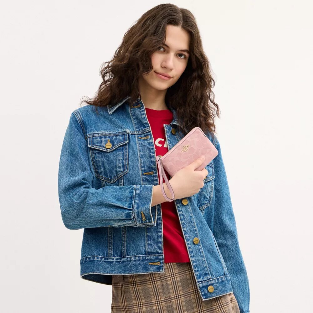 Corner Zip Wristlet in Signature Denim