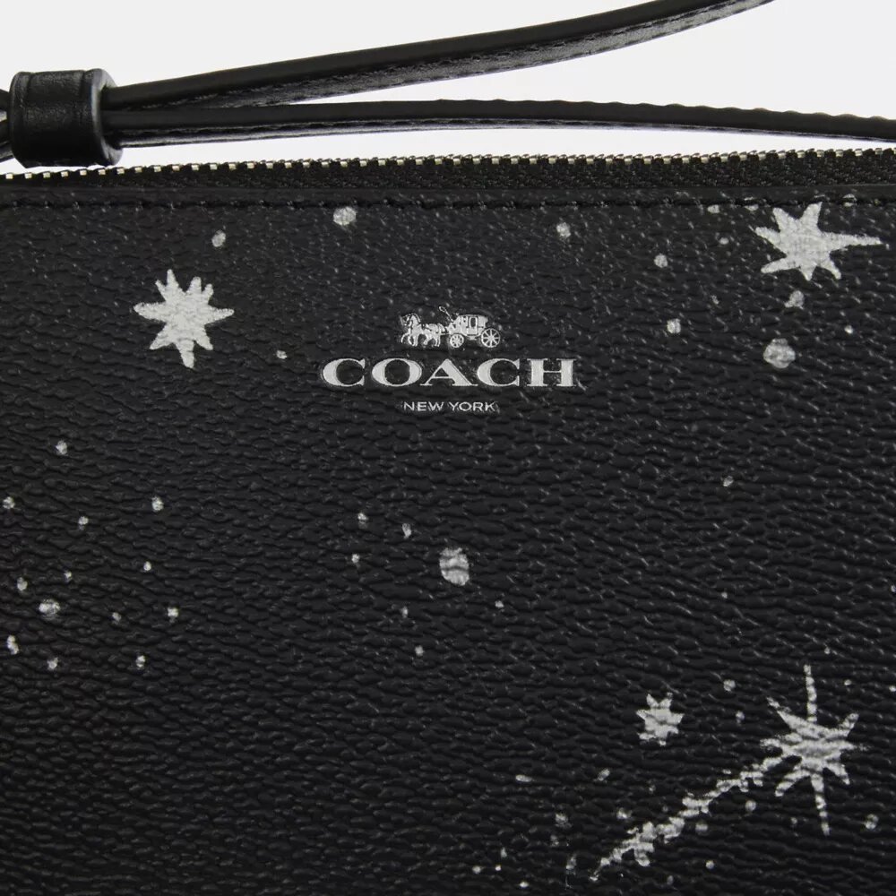 Corner Zip Wristlet with Star Print