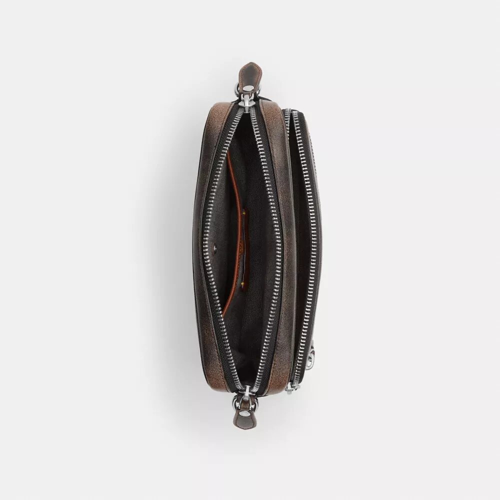 Dakota Crossbody Bag in Loved Leather