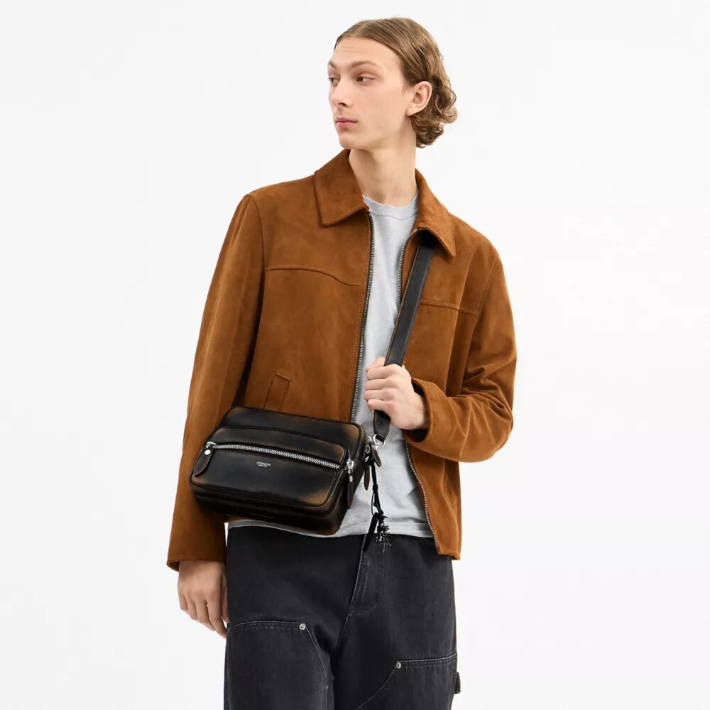 Dakota Crossbody Bag in Loved Leather