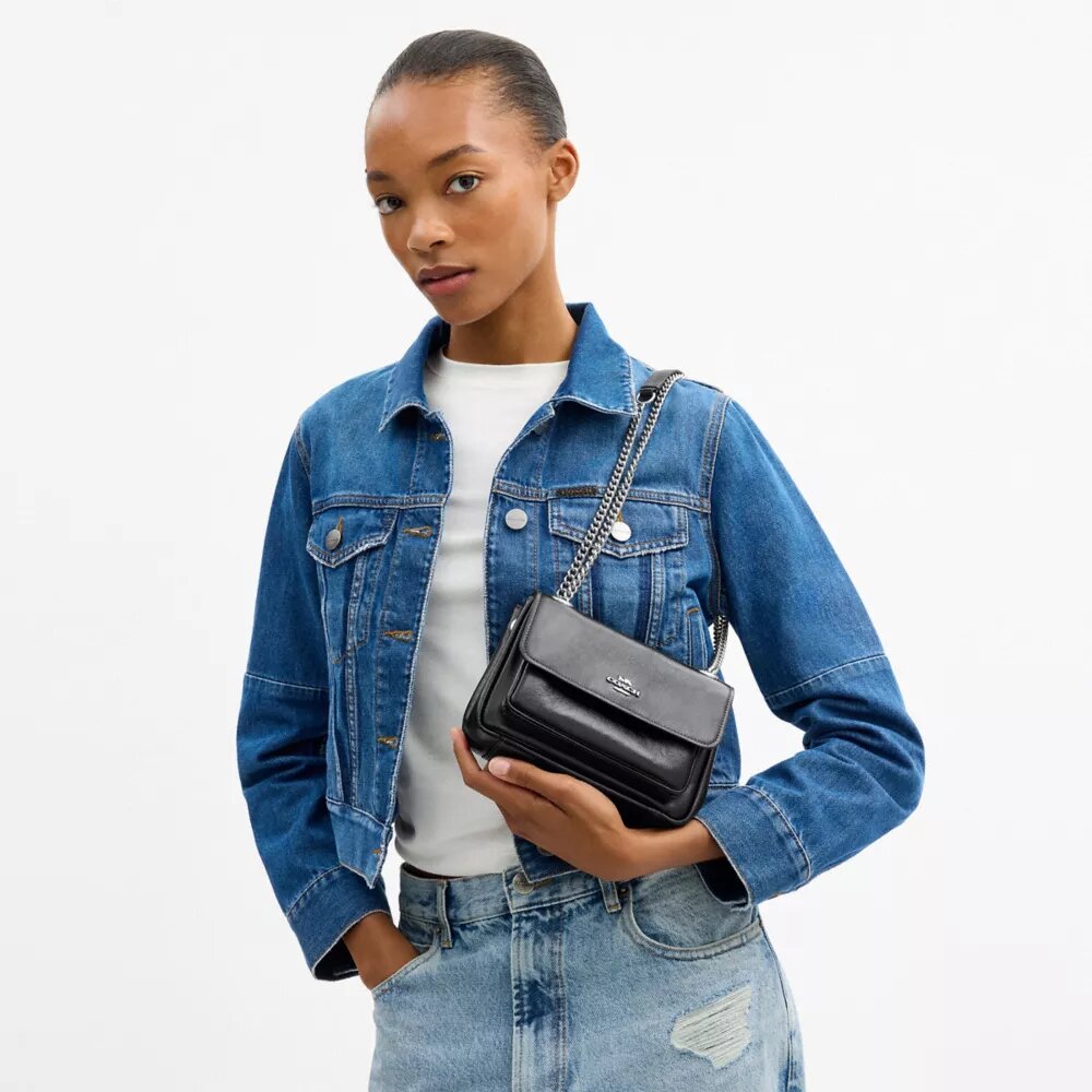 Elodie Crossbody Bag 18