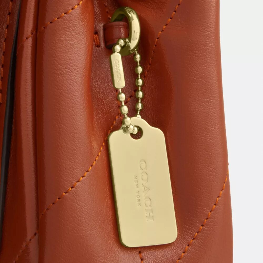 Elodie Crossbody Bag 18 with Quilting