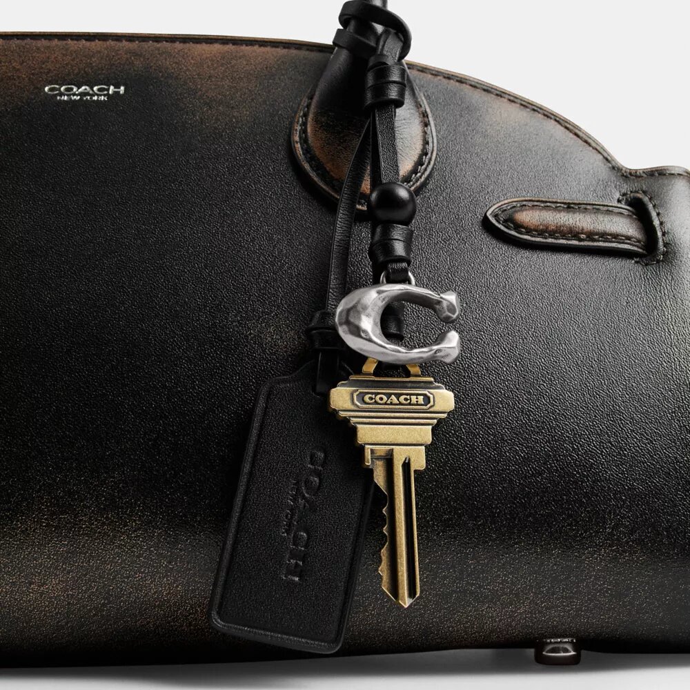 Empire Carryall Bag 34 in Loved Leather
