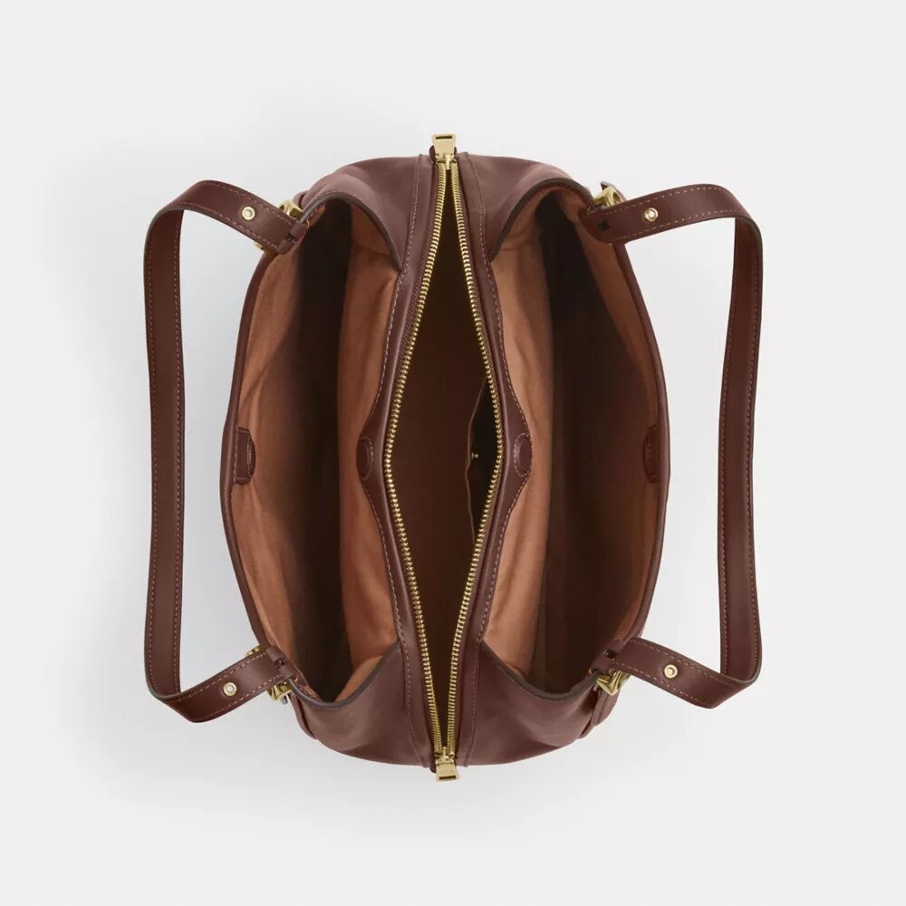 Erin Shoulder Bag in Signature Canvas