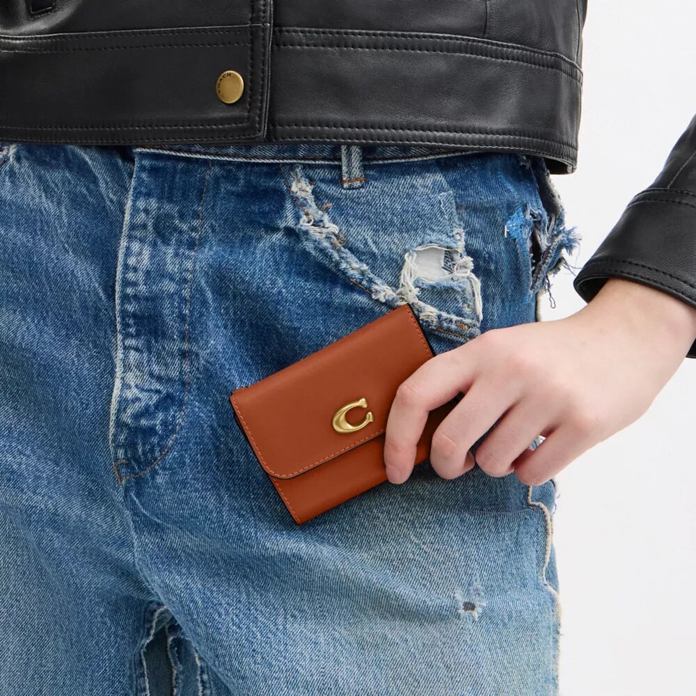 Essential Card Holder Wallet