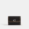 Essential Card Holder Wallet in Loved Leather