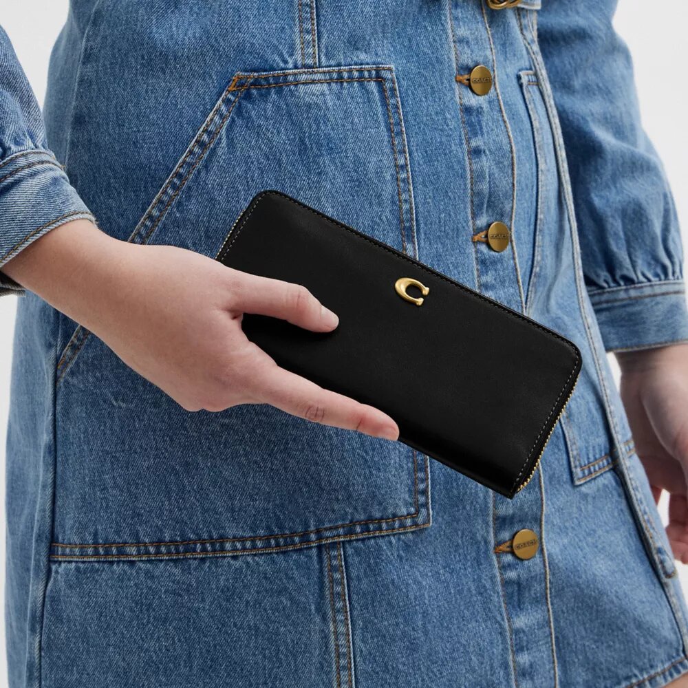 Essential Slim Accordion Zip Wallet