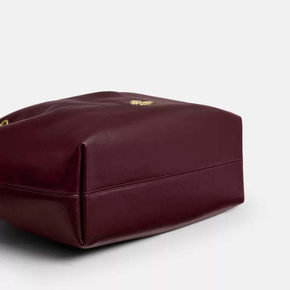 Evelyn Shoulder Bag