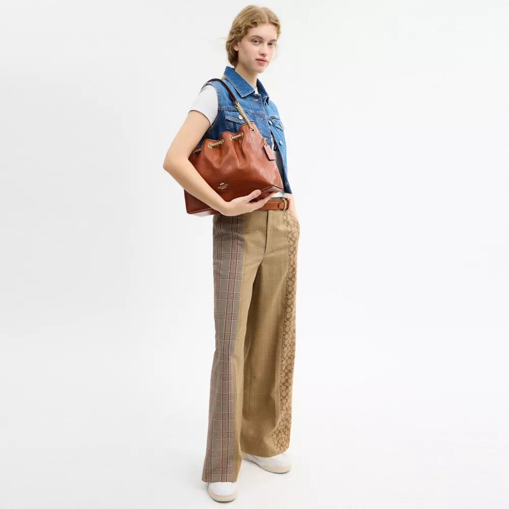 Evelyn Shoulder Bag with Quilting and Charm