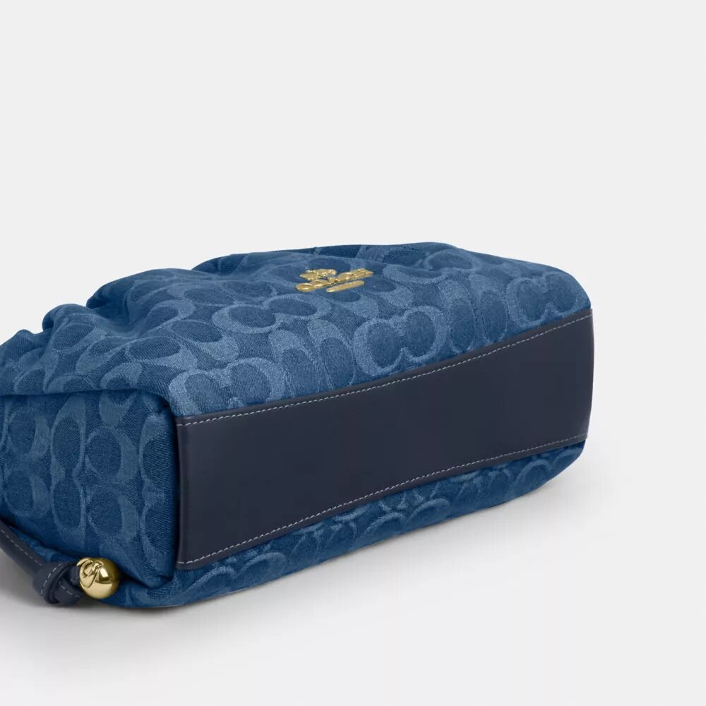 Faye Shoulder Bag in Signature Denim