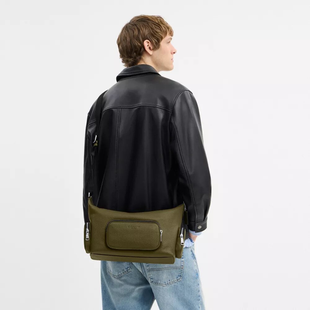Finn Crossbody Bag with Pockets