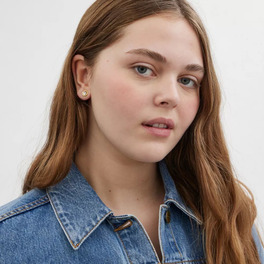 Halo Round Stud Earrings