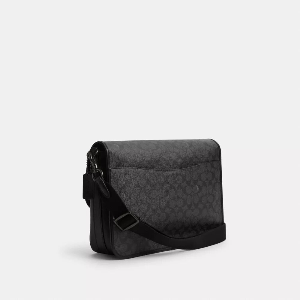 Hitch Messenger Bag in Signature Canvas