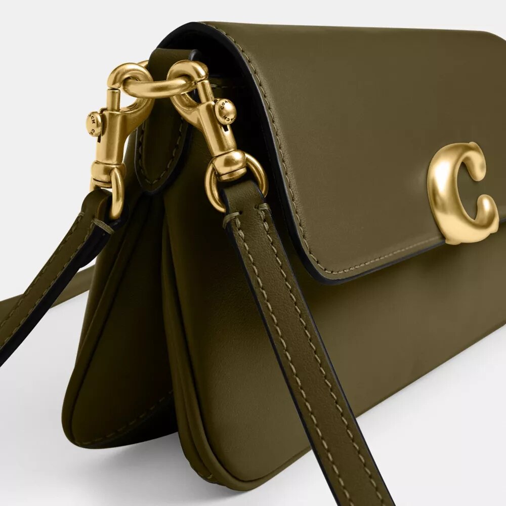 Jet Shoulder Bag