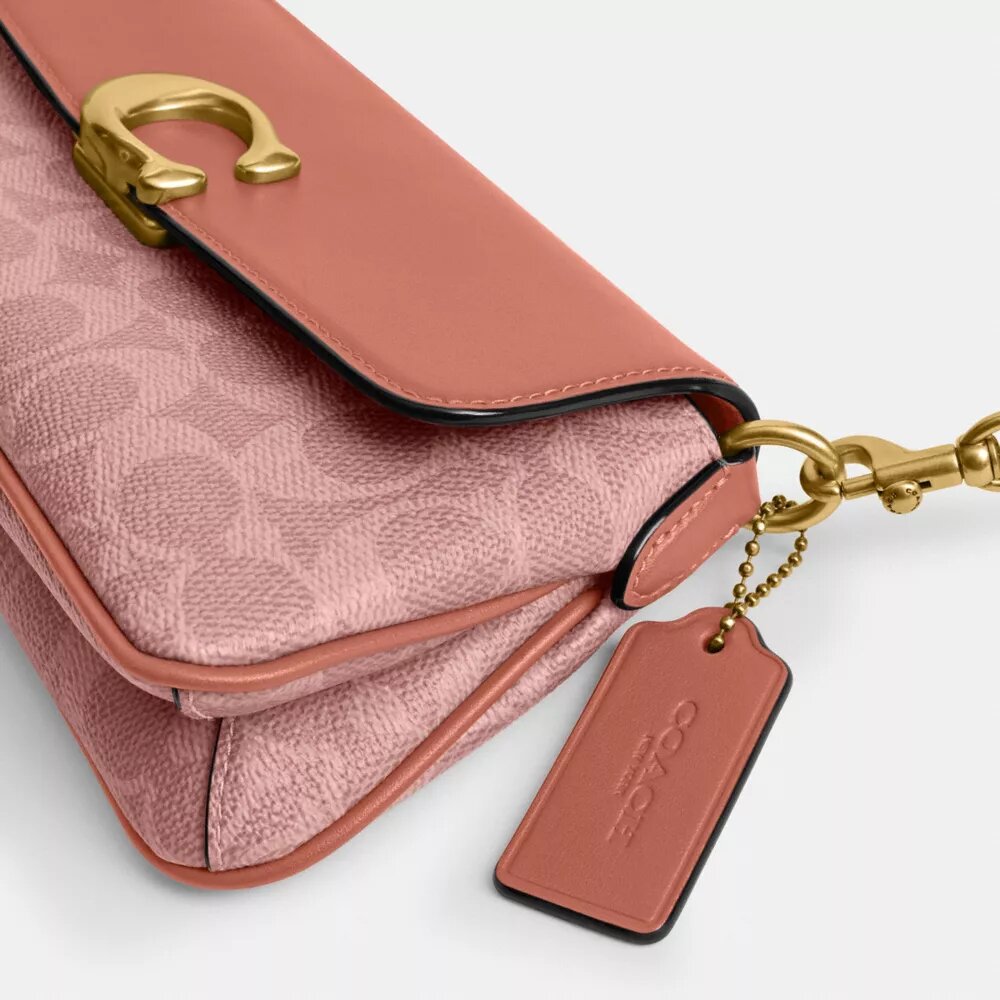 Jet Shoulder Bag in Signature Canvas
