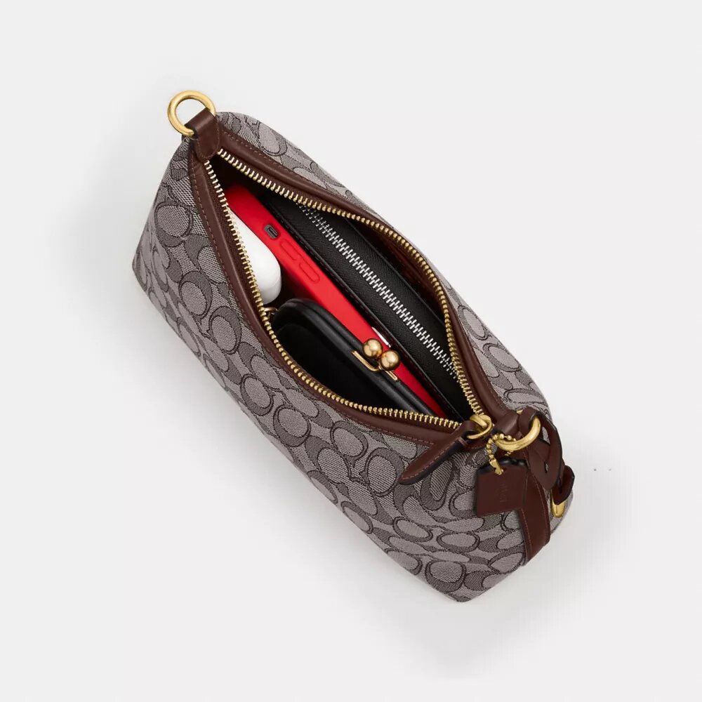 Juliet Shoulder Bag 25 in Signature Jacquard