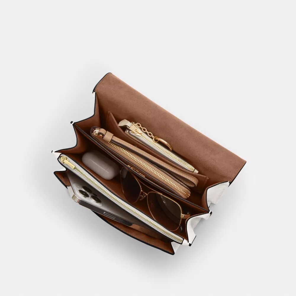Klare Crossbody Bag in Signature Canvas
