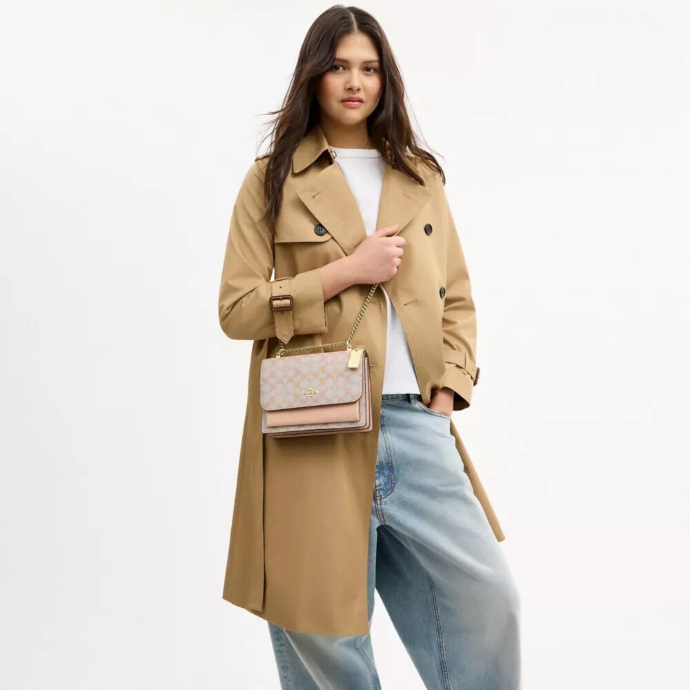Klare Crossbody Bag in Signature Canvas