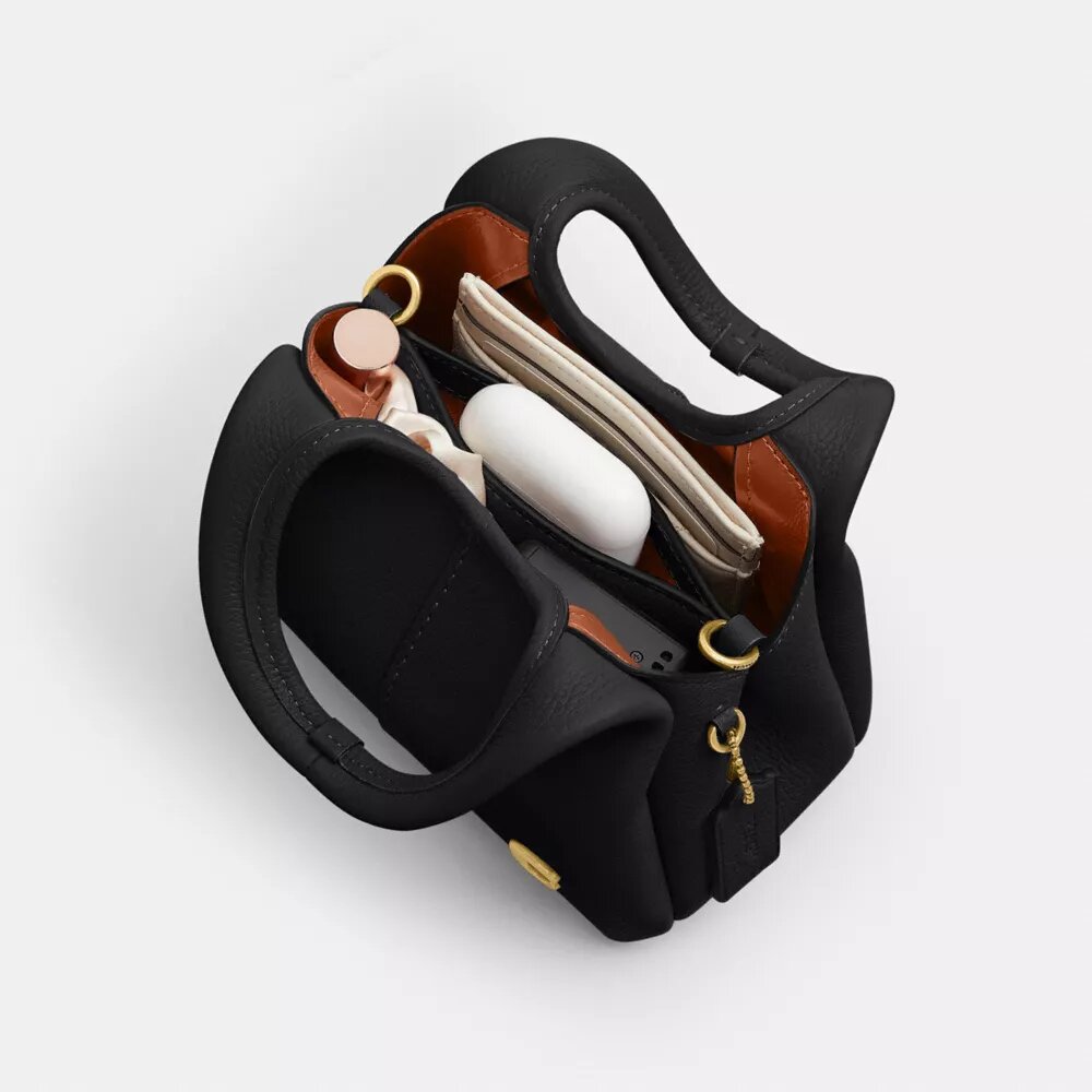 Lana Shoulder Bag 19