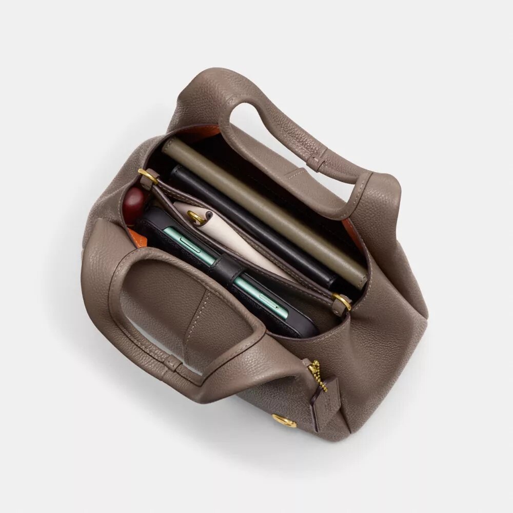 Lana Shoulder Bag 23