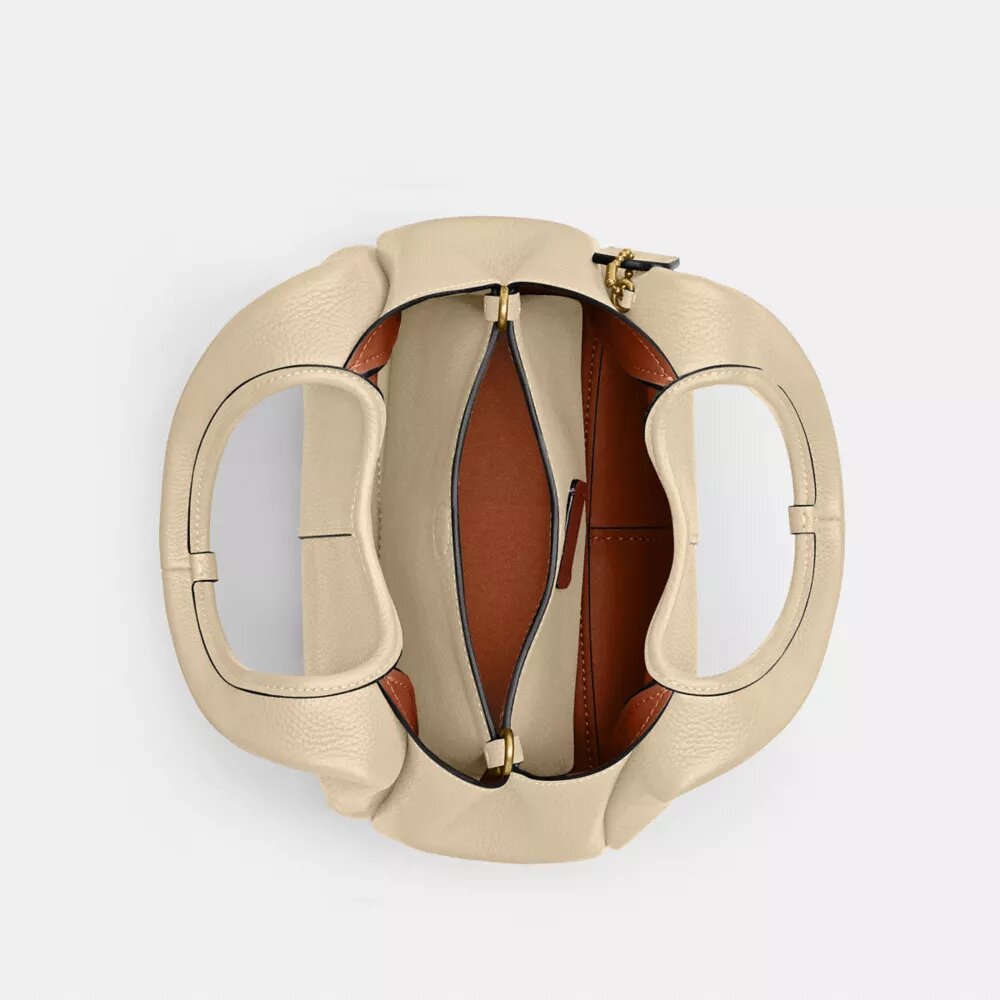 Lana Shoulder Bag 23