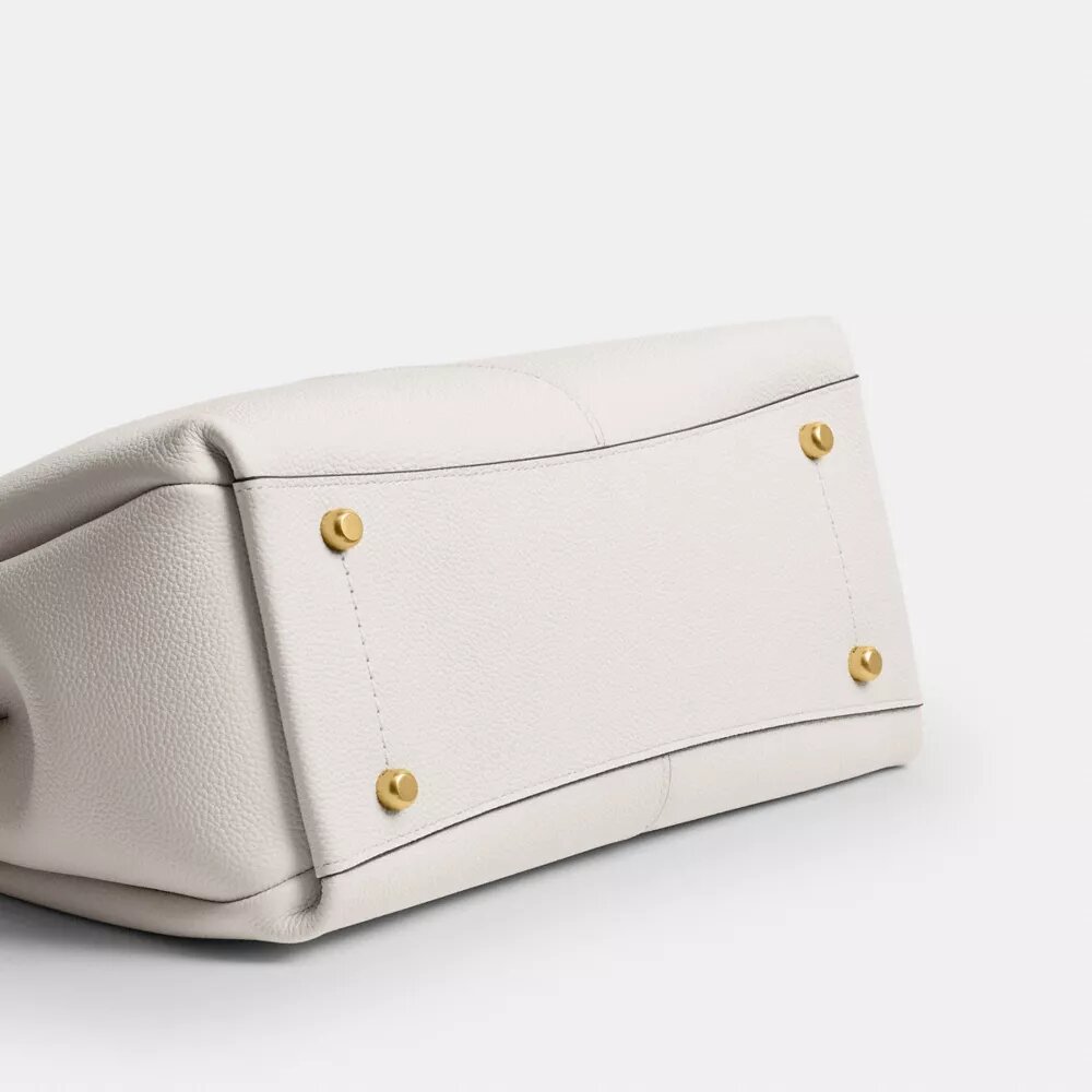 Lana Shoulder Bag