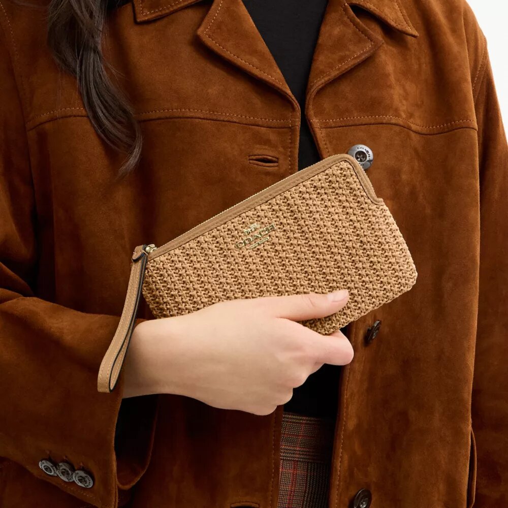 Large Corner Zip Wristlet