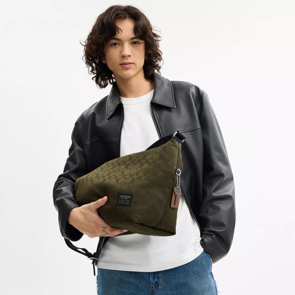 Leo Crossbody in Signature Nylon