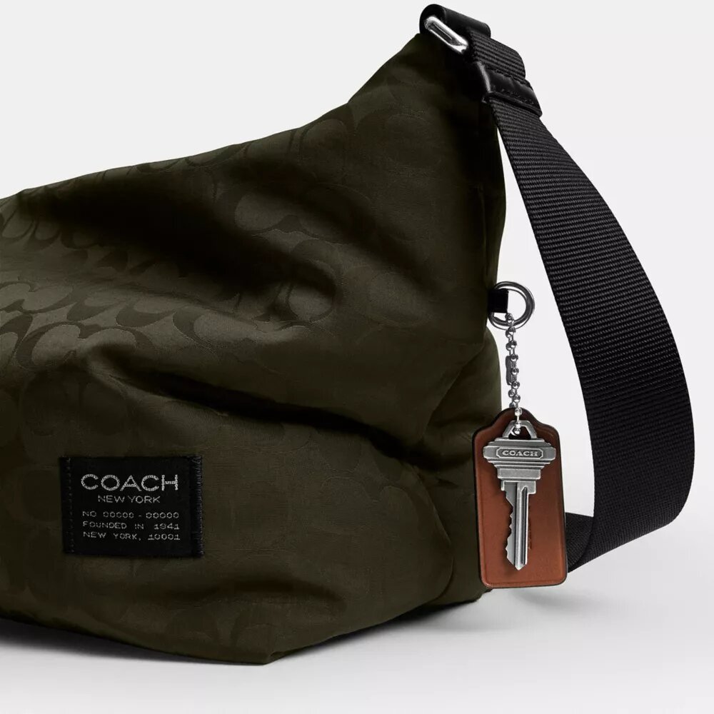 Leo Crossbody in Signature Nylon