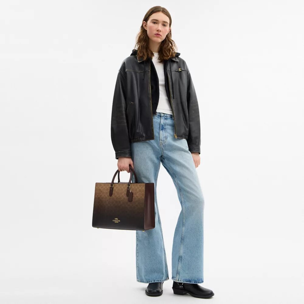 Maggie Tote Bag in Ombre Signature Canvas