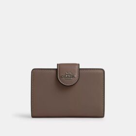 Medium Corner Zip Wallet