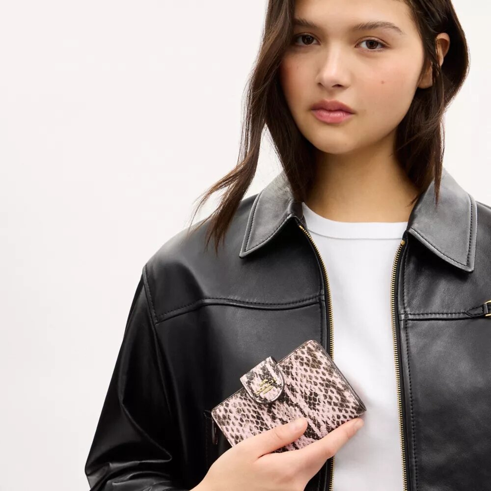 Medium Corner Zip Wallet