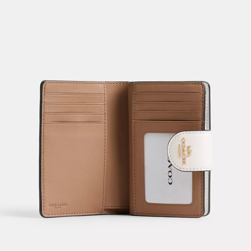 Medium Corner Zip Wallet in Signature Canvas