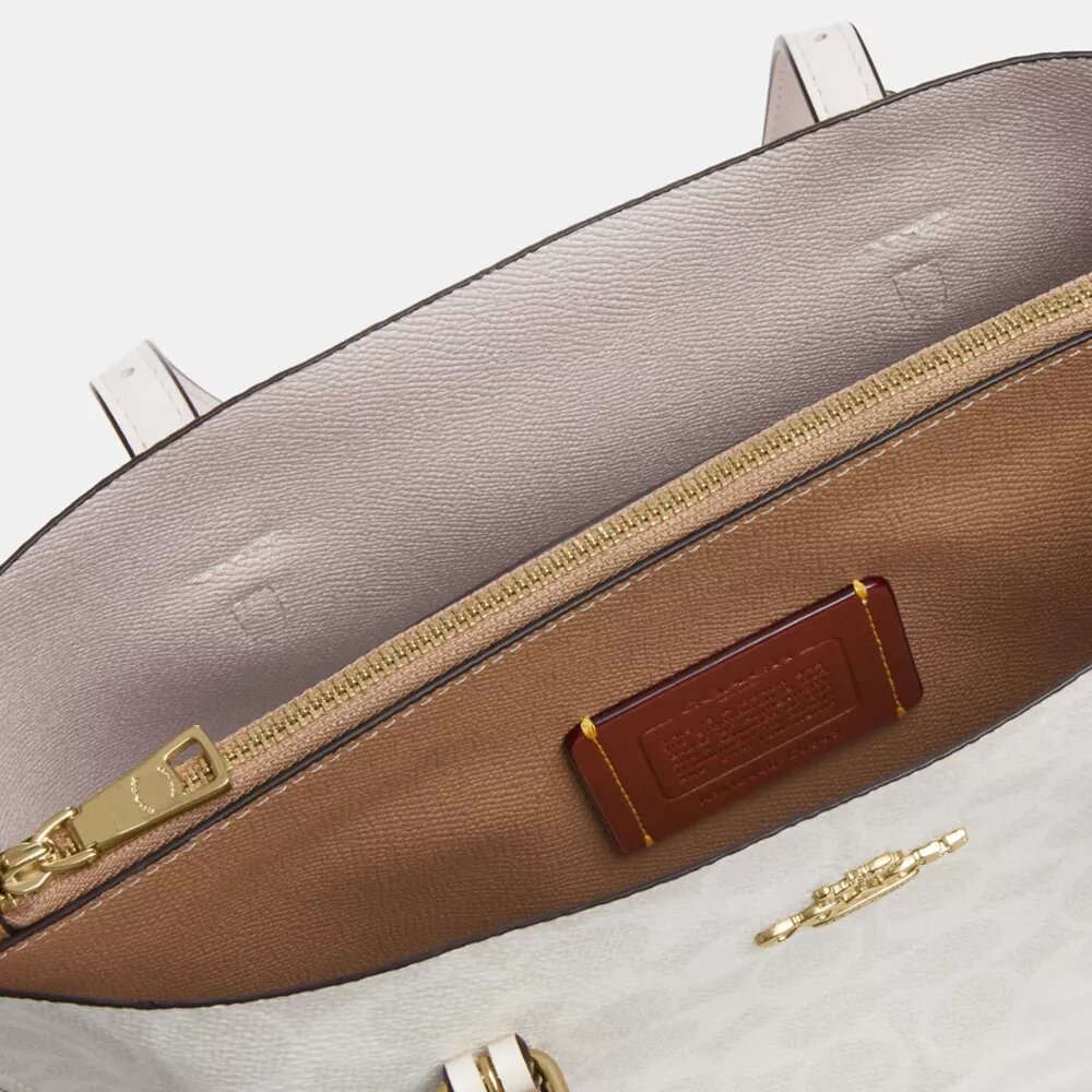 Mollie Tote Bag 25 in Signature Canvas