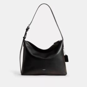 Mott Messenger Bag 38 in Loved Leather