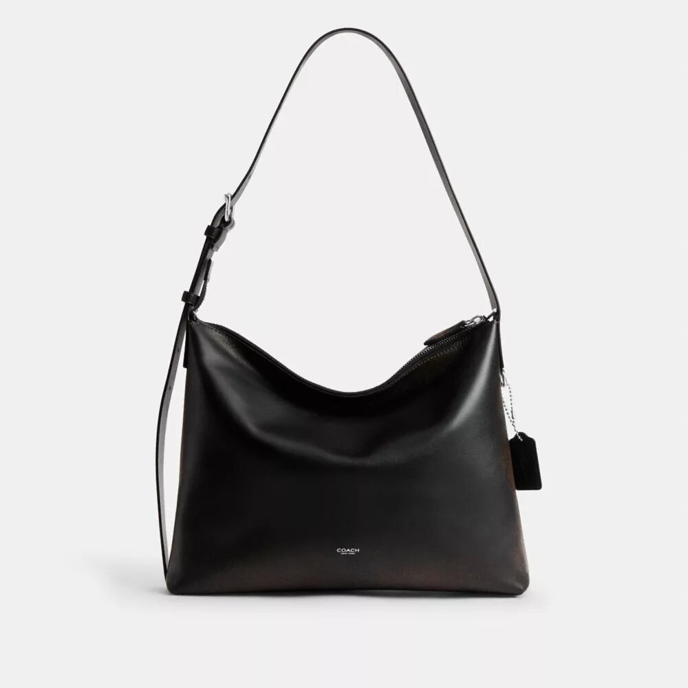 Mott Messenger Bag 38 in Loved Leather