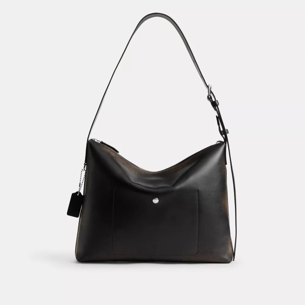 Mott Messenger Bag 38 in Loved Leather