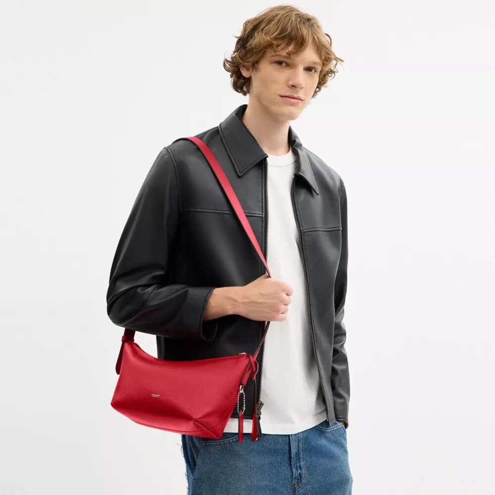 Mott Sling Bag 22