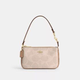 Nolita 19 in Blocked Signature Canvas